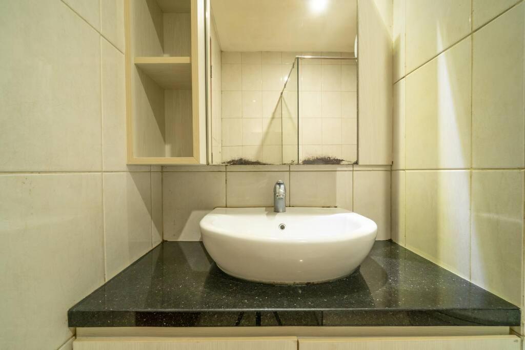 Modern & Comfy Studio In Central Jakarta, Scbd Exterior photo