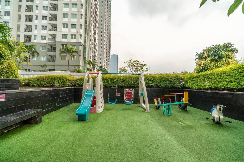 Modern & Comfy Studio In Central Jakarta, Scbd Exterior photo