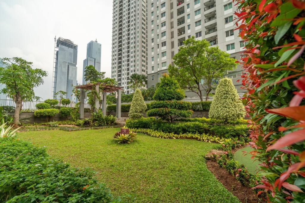 Modern & Comfy Studio In Central Jakarta, Scbd Exterior photo